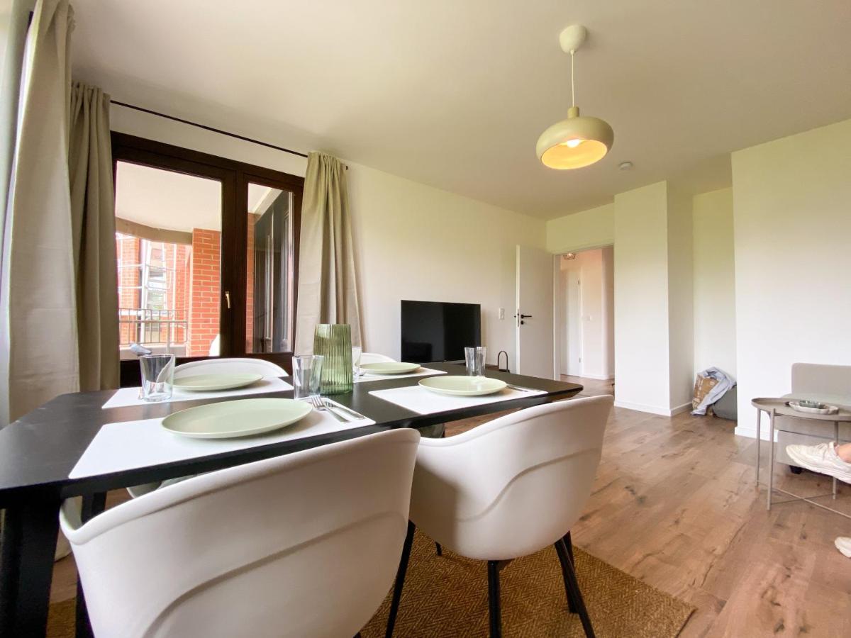 Schoene Wohnung Mit Rheinblick/Duesseldorf/Neuss/Messe Exterior photo